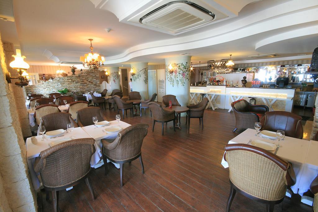 Trilyali Butik Hotel Tirilye Exteriér fotografie