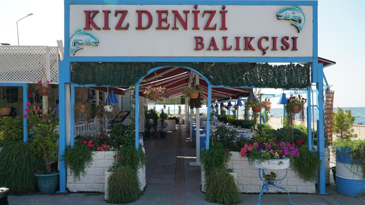 Trilyali Butik Hotel Tirilye Exteriér fotografie